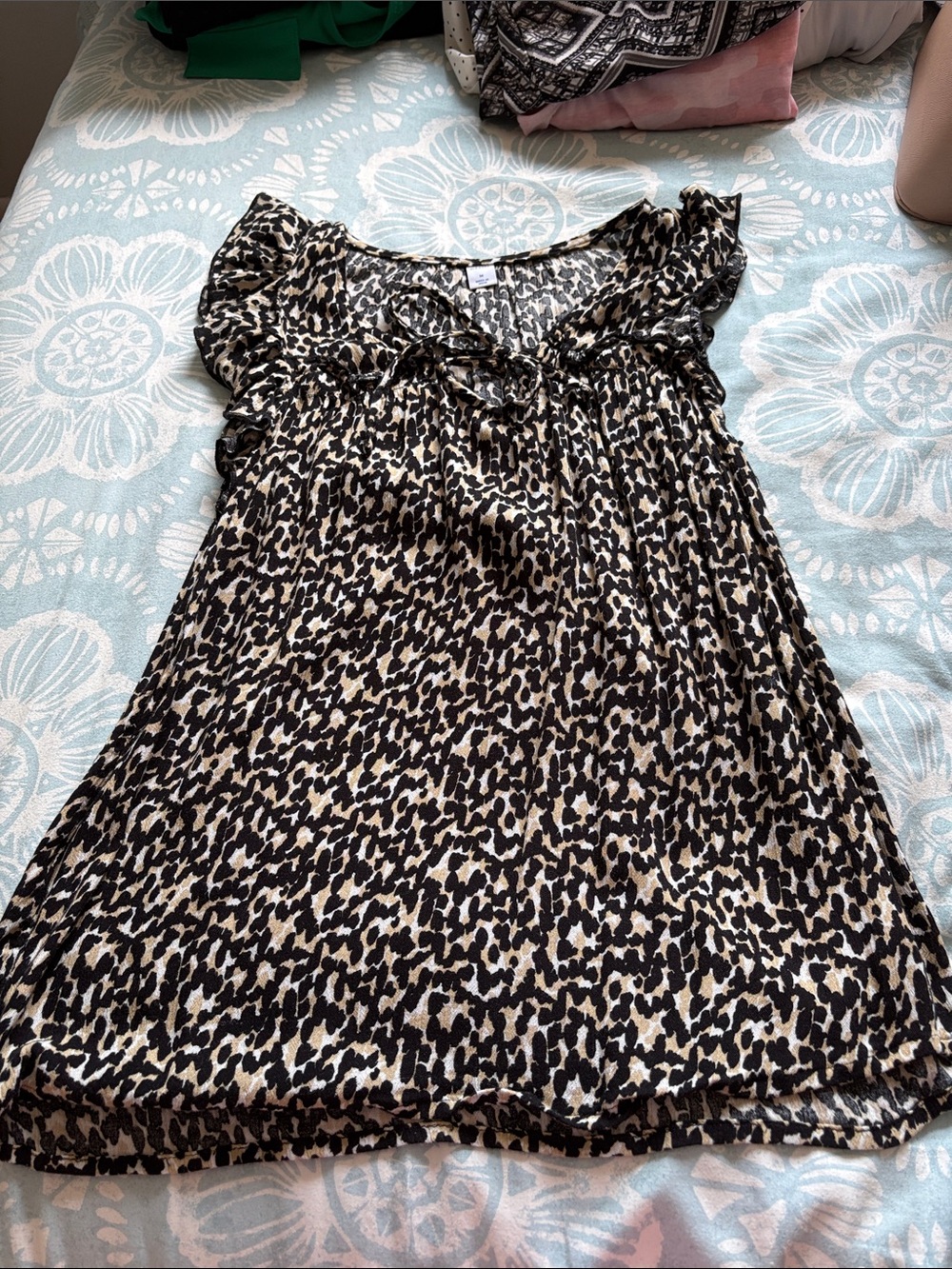 Old Navy Black & Cream Animal Print Ruffle-Sleeve Tunic